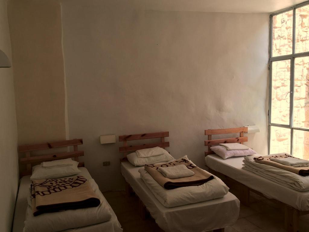 Wadi Dana Lodge - نزل وادي ضانا Esterno foto